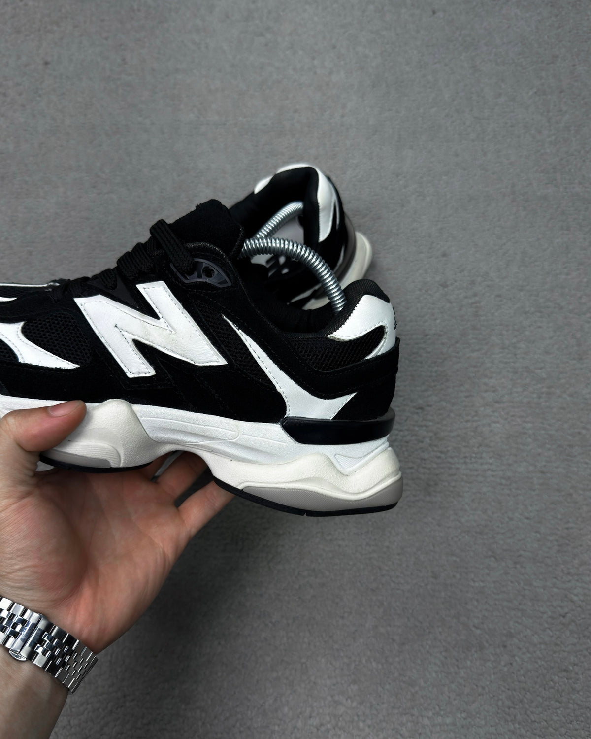 TÊNIS NB ABZORB 9060 BLACK WHITE